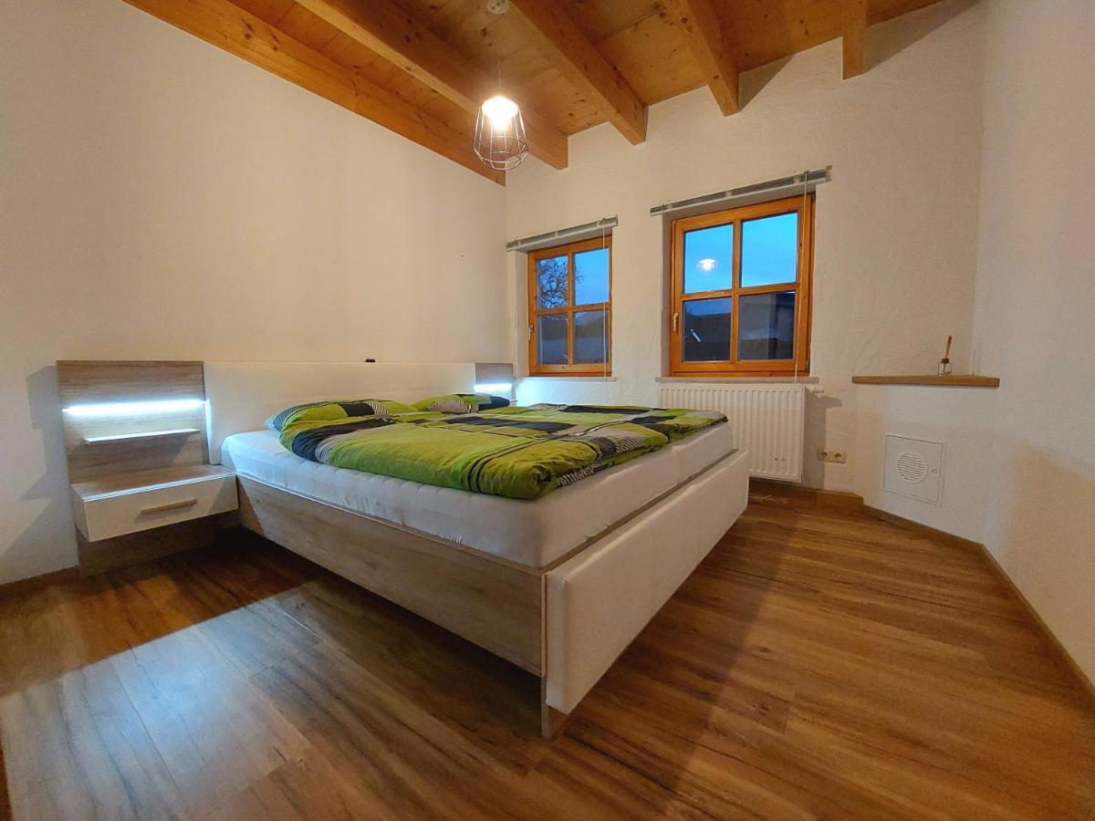 400Qm Bayerische Villa 2500Qm Uneinsehbarer Garten In Beliebter Urlaubsregion Фрайунг Экстерьер фото